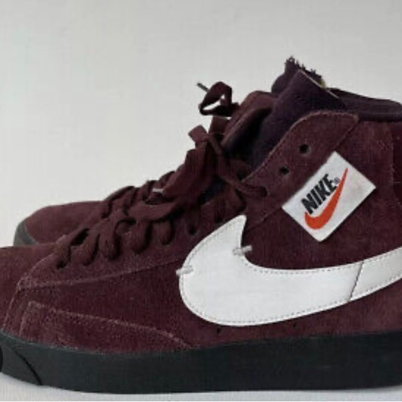 Maroon Nike rebel blazers - Picture 2 of 5
